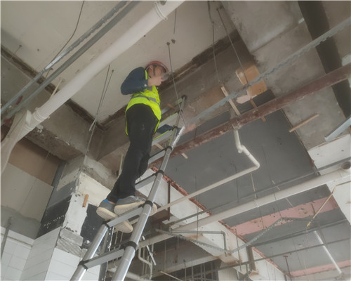 �ό����ݙz�y֮���ݿ����b��